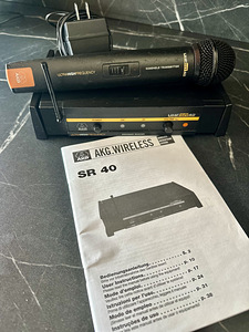 AKG SR40 juhtmevaba mikrofonisüsteem – korras ja töötab! (1 foto / 2)