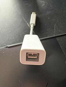 Apple Thunderbolt to FireWire adapter – ideaalne Macile (3 foto / 4)