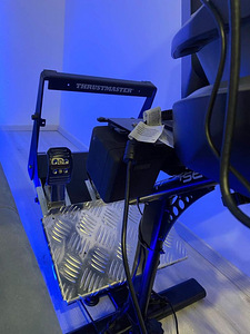 Thrustmaster T500rs (sport rool 350mm + pedaali T3PA PRO) (2 foto / 3)