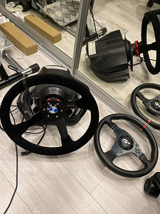 Thrustmaster T500rs (sport rool 350mm + pedaali T3PA PRO) (3 foto / 3)