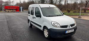 RENAULT KANGOO 1,1 55 kW 03 2006 (1 foto / 7)