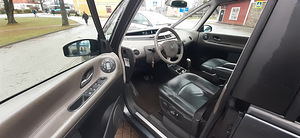 RENAULT ESPACE LUX 3,0 V-6 TURBODIISEL 2004 150 kW (5 foto / 7)