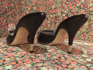 Dolce & Gabbana uued kingad, suurus 35 (2 foto / 3)