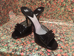 Dolce & Gabbana uued kingad, suurus 35 (3 foto / 3)