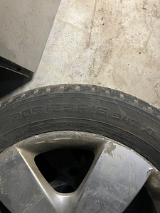 16" Veljed + Naastrehvid (Nokian Hakkapeliitta) (4 foto / 4)