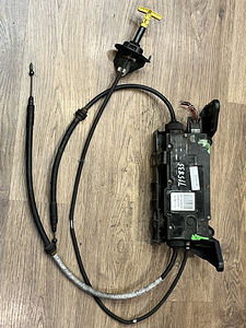 Elektriline käsipidur Renault Scenic II (360101516R) (2 foto / 2)