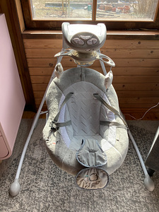 Волшебные детские качели Ingenuity (2 фото из 4)