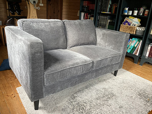 Supermugav tumehall 2-inimese diivan / Super comfortable dar (2 foto / 6)