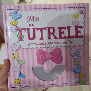 Kingitus Esimese aasta beebialbum koos CD muusikaga (2 foto / 3)
