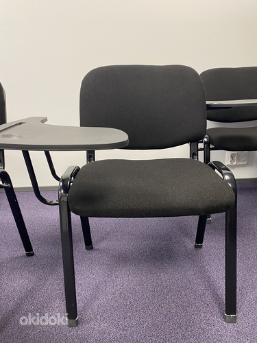 Новые стулья для семинаров со столом (фото #2)