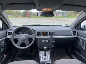 Opel Vectra 1.9 110kw, diisel, atm, üv 10.2026 (8 foto / 12)