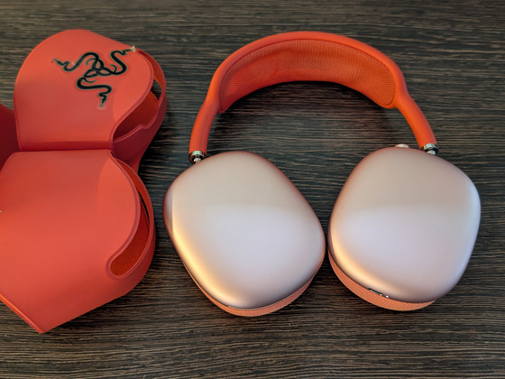 AirPods Max (1-го поколения — 2020 Lightning) Pink