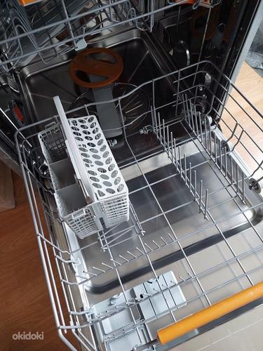 Посудомоечная машина Electrolux XXL RealLife (фото #1)