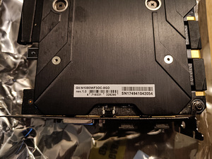 GTX 1080 8GB (3 foto / 3)