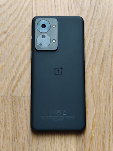 OnePlus Nord 2T 5G (2 foto / 3)