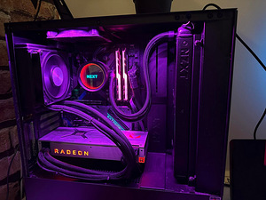 AMD Radeon™ RX Vega64 8GB HBM2 LC (4 foto / 4)