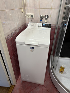 Pesumasin Electrolux (2 foto / 5)