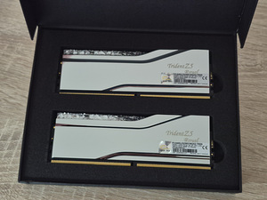 32 ГБ DDR5 G.Skill Trident Z5 Royal (1 фото из 3)