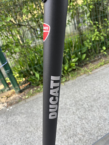 Ducati elektritõukeratas (7 foto / 8)