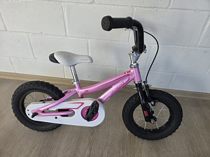 Lasteratas Specialized Hotrock 12" Alumiinium raam (1 foto / 5)