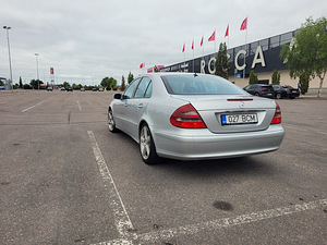 Mescedes-Benz e280 w211 (2 foto / 9)