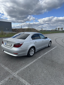 BMW 530d (3 фото из 7)