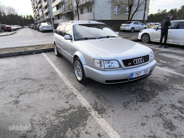 Audi s6 (foto #1)