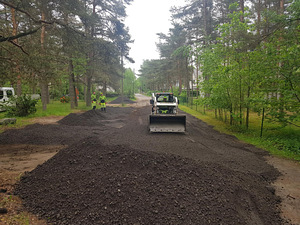 Asfalteerimistööd,freesasfaltist teed ja platsid, prügivedu (3 foto / 5)