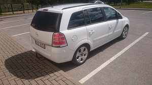 Opel zafira 1.9 cdti (4 фото из 7)