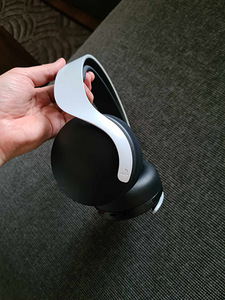 Sony PULSE 3D PS5, must/valge (NO DONGLE) (6 foto / 6)