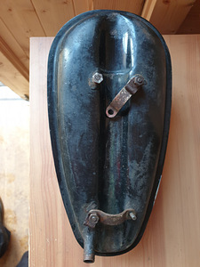 Bensiinipaak D4 (9 foto / 10)