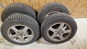 Шипованная резина на дисках 195/65 R15 5x120 7.5mm