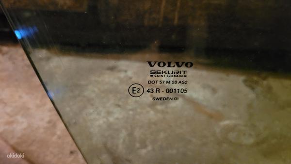 Volvo S60 parem esiukse klaas (foto #3)