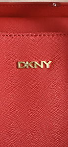 DKNY (2 фото из 2)