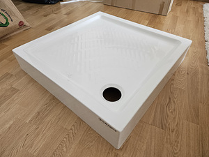 Ära anda Akrüülist dušialus 80x80x15cm valge (1 foto / 2)