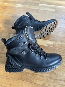 Ecco Exohike M nr 45 (1 foto / 4)