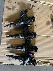 Pihustid vag 1,9 tdi 77 kw (1 foto / 6)