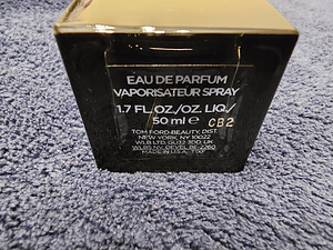 Tom ford oud wood edp 50ml (6 foto / 6)