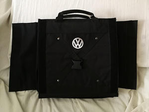 VOLKSWAGEN suur kokkupandav pagasikast (3 foto / 3)