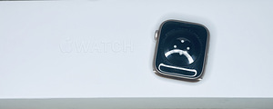 Apple Watch Series 6 Gold Aluminium Case 44mm (2 foto / 6)