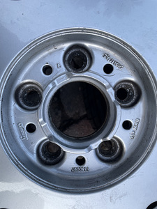 BMW 525iX E34 nelikveolise veljed (3 foto / 8)