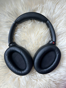 Kõrvaklapid Sony WH-1000XM3 (2 foto / 5)