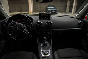 Audi A3 Sportback S-line 2016 (9 foto / 14)