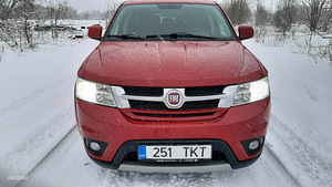 FIAT FREEMONT 2.0 diisel automat. 2012a Seitsmekohaline (1 foto / 13)