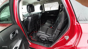 FIAT FREEMONT 2.0 diisel automat. 2012a Seitsmekohaline (10 foto / 13)