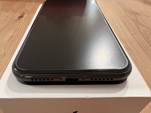 iPhone 11 256gb Black (3 foto / 8)
