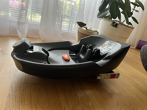 Cybex Cloud Q Platinum 0-13kg turvahäll + isofix alus (4 foto / 8)