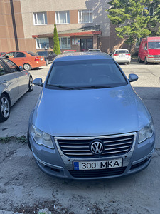Прокат автомобилей (3 фото из 3)