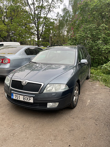 Прокат автомобилей (2 фото из 6)