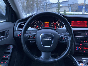 Audi A4 B8 2.0 105kw (4 foto / 7)